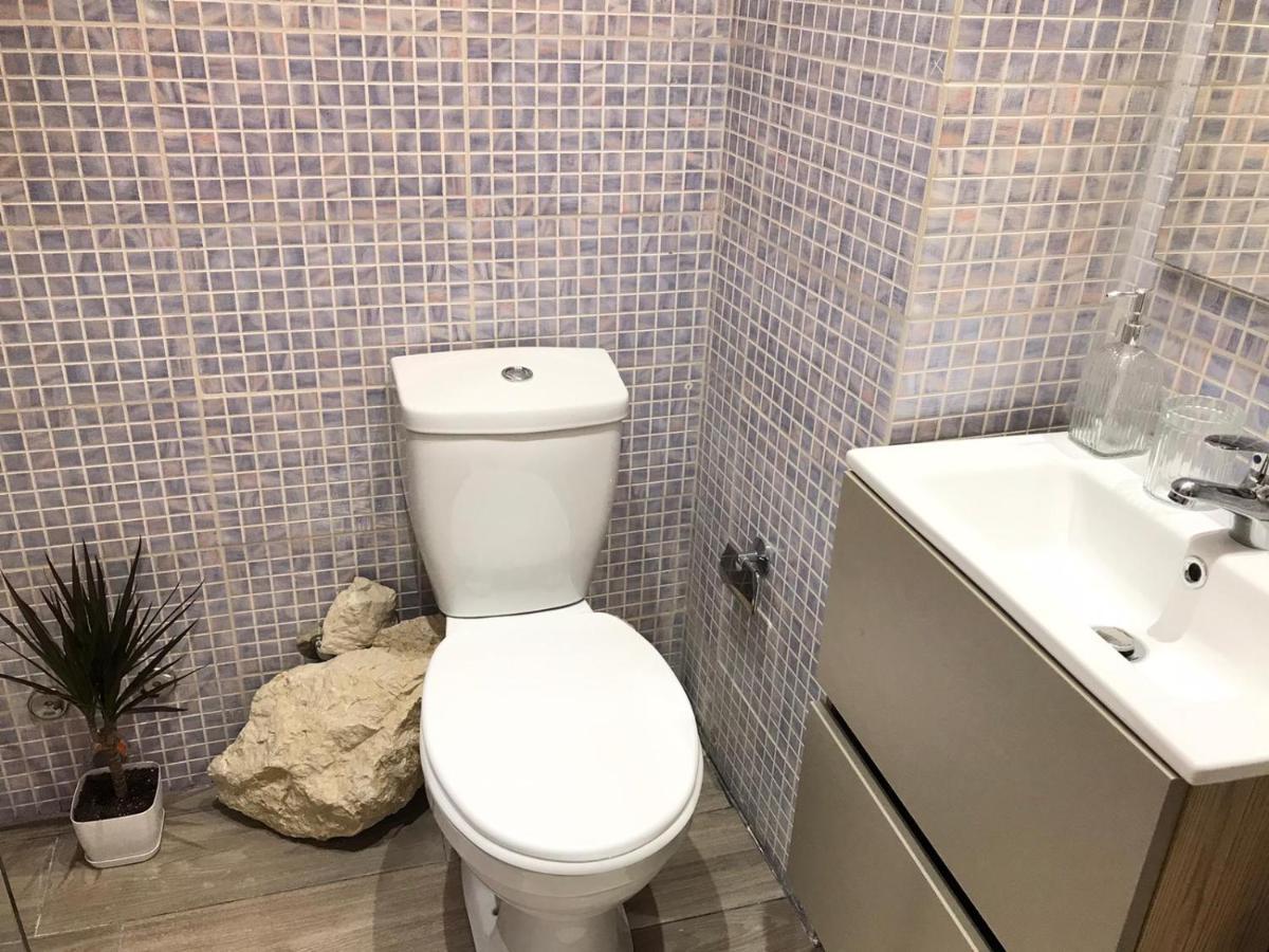 Trea Accomodations - Suite Lungomare Vlorë Екстериор снимка